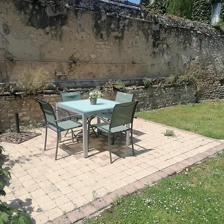 Appartement Campagne Plain Pied Centre Avec Terrasse Privative Et Jardin Amenage Commun Proche Des Plages Du Debarquement - Parking Gratuit A Proximite Bayeux